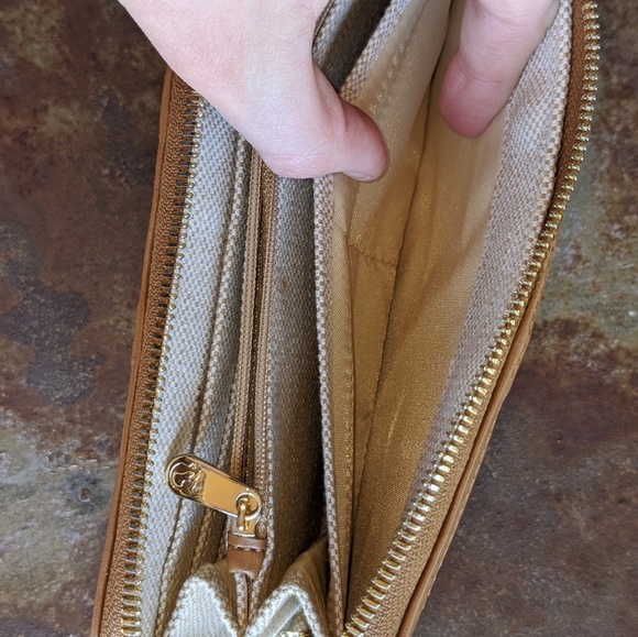 Spartina 449 Zip Wallet - Picture 5 of 8